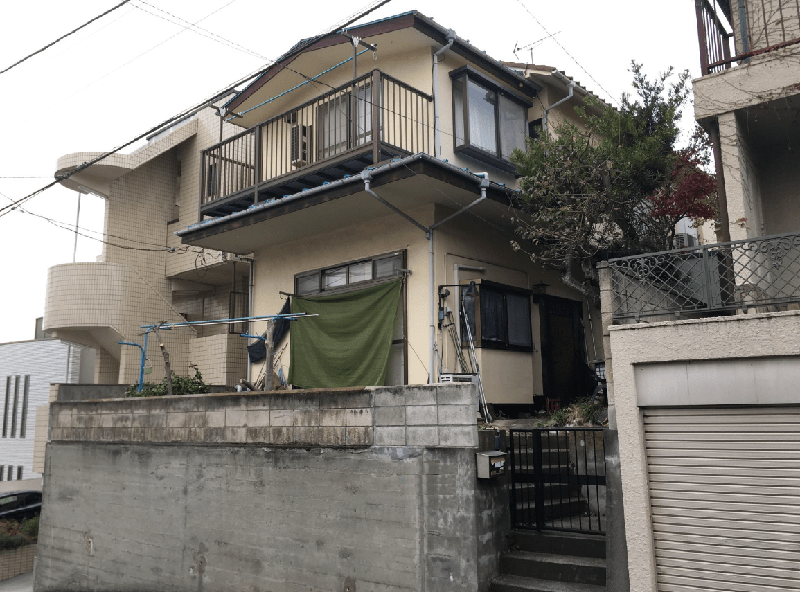 親から相続した家が空き家に。不動産を負動産にしないためには？